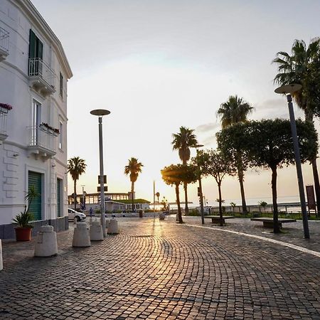 Aquamar Bed And Breakfast Crotone Exteriör bild