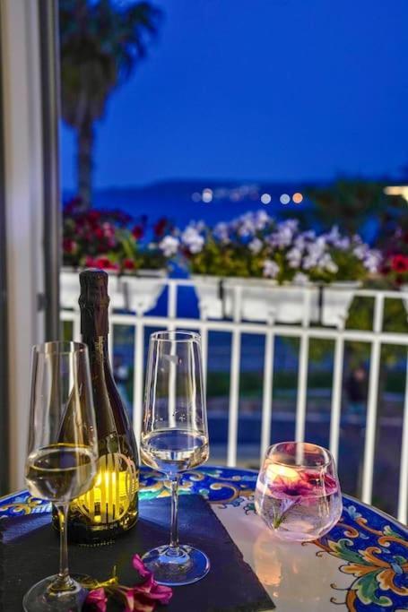 Aquamar Bed And Breakfast Crotone Exteriör bild