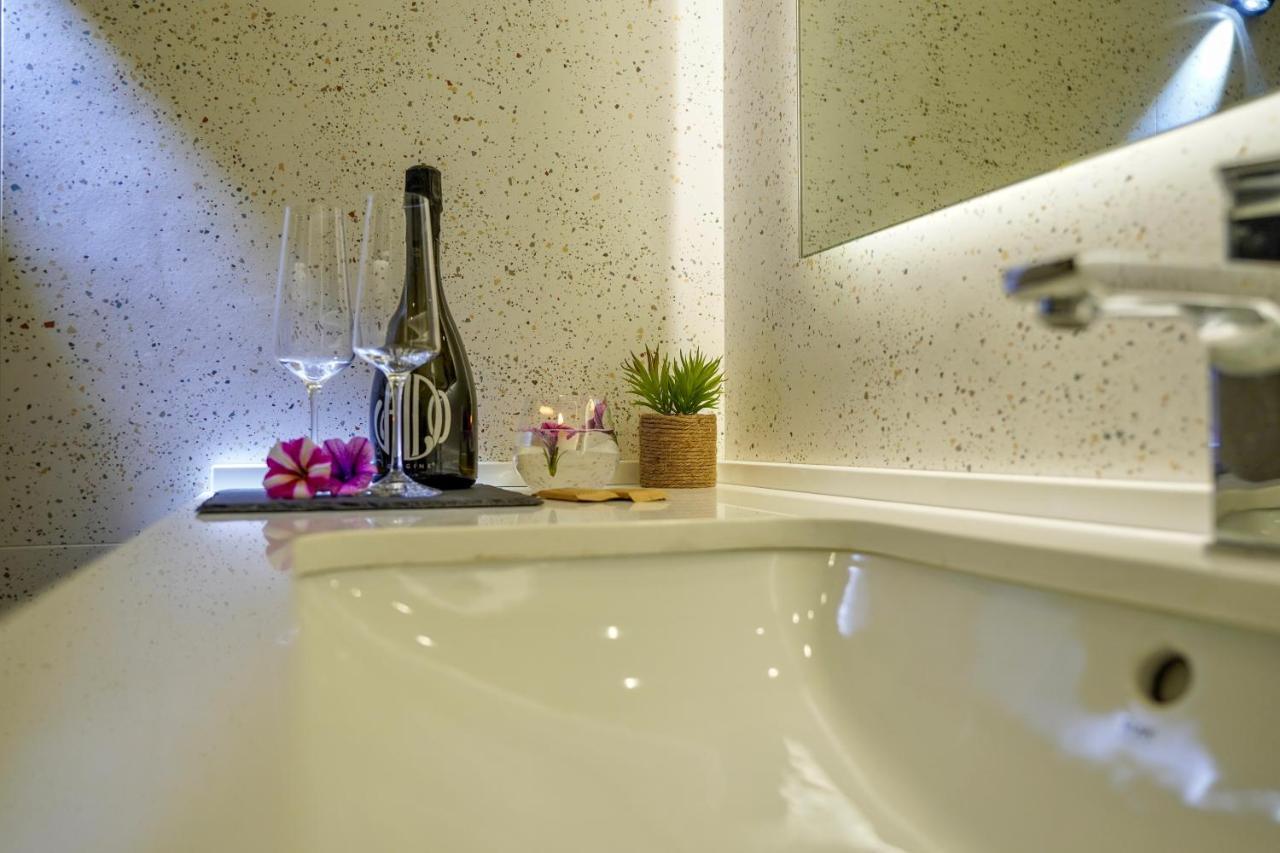 Aquamar Bed And Breakfast Crotone Exteriör bild